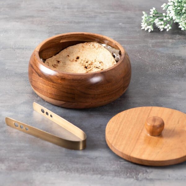 Wooden-Chapati-Box-Roti-Box-1-1_1800x1800_3af5e357-6f51-47aa-9009-b84892bde382.jpg